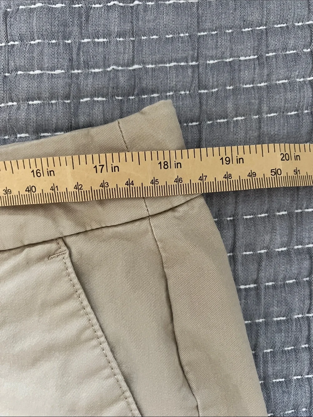 Size 14 J. Crew Classic Women's Chino Shorts Tan Khaki Beige